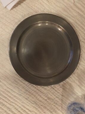 Genuine vintage colonial pewter plate 10.5 inches.